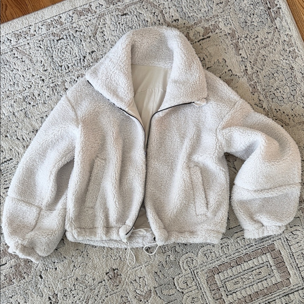 Lululemon Cinchable Fleece Sherpa White Opal Jacket 6